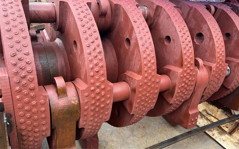 Hammer Crusher Rotor :High manganese insert alloy bars