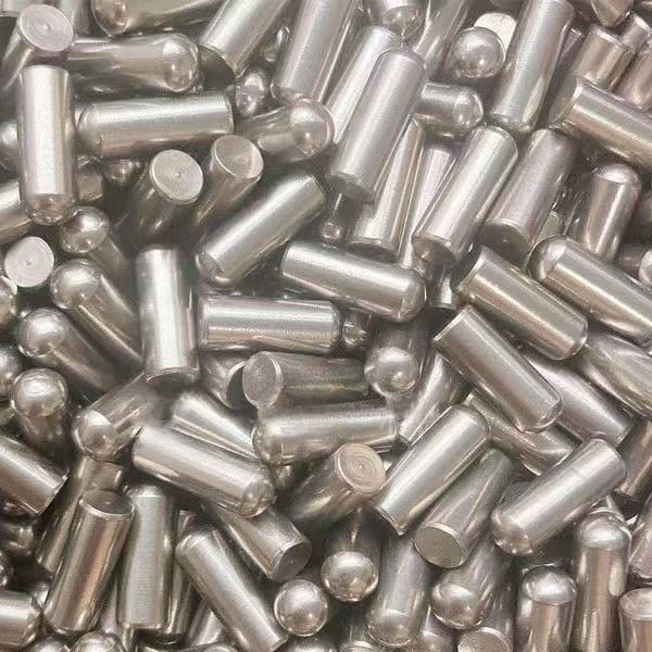 High-chromium cast studs